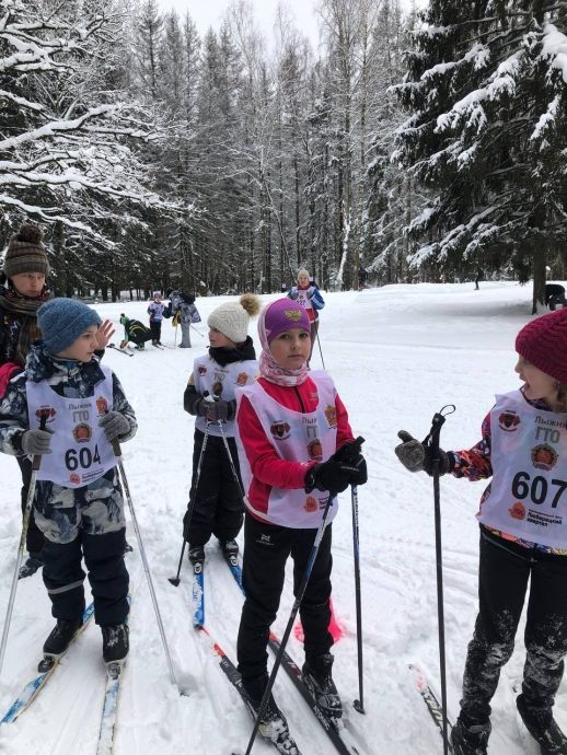 ​Сегодня в п. Глебовский состоялись лыжные гонки памяти Н.И. Данилина