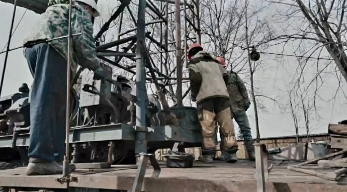 МУП «Истринская теплосеть» начала работы по бурению новой скважины в Аносино