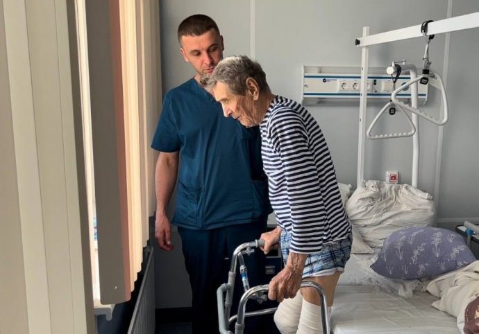 В Истринской областной клинической больнице поставили на ноги 91‑летнего пациента