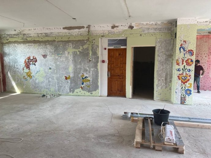 В дошкольном отделении №2–10 образовательного комплекса Бужаровской школы проходят ремонтные работы