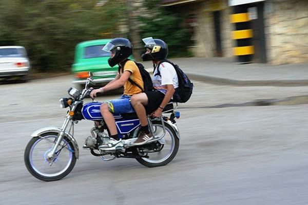 Прежде чем покупать ребенку велосипед, мотоцикл, изучите с ним правила безопасности!