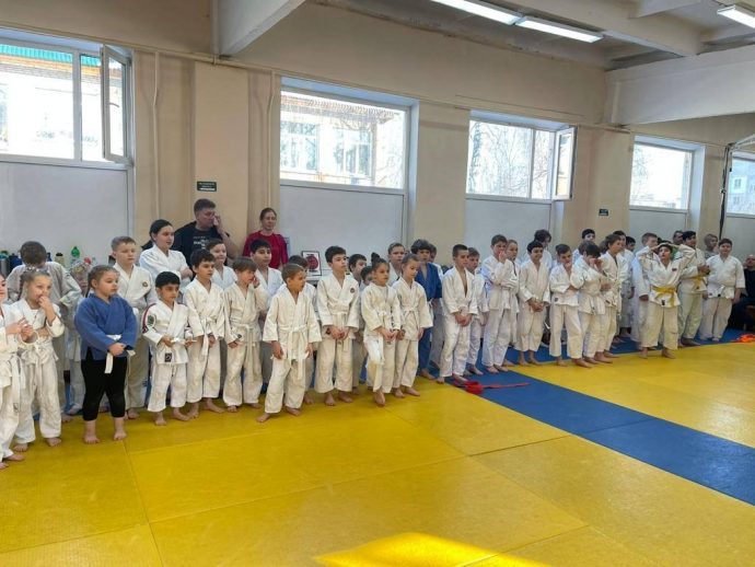 В День защитника Отечества в Истре прошли соревнования по дзюдо среди мальчиков и девочек