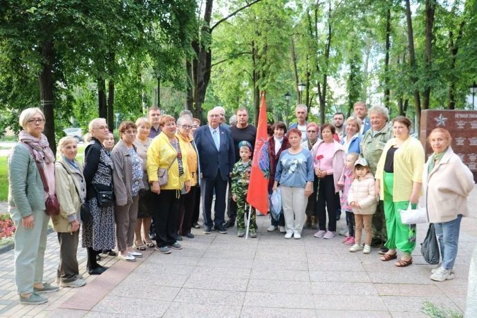В Истринском городском парке прошла акция «Свеча памяти»
