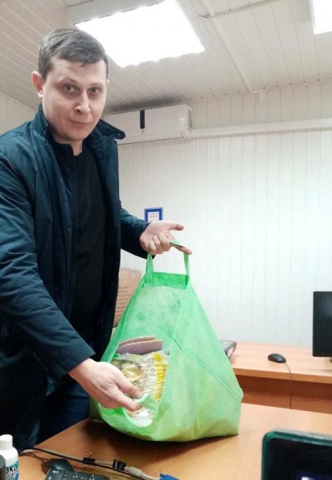 В МБУ «ДОДХИБИМР» прошла акция по сбору гуманитарной помощи для жителей ДНР и ЛНР