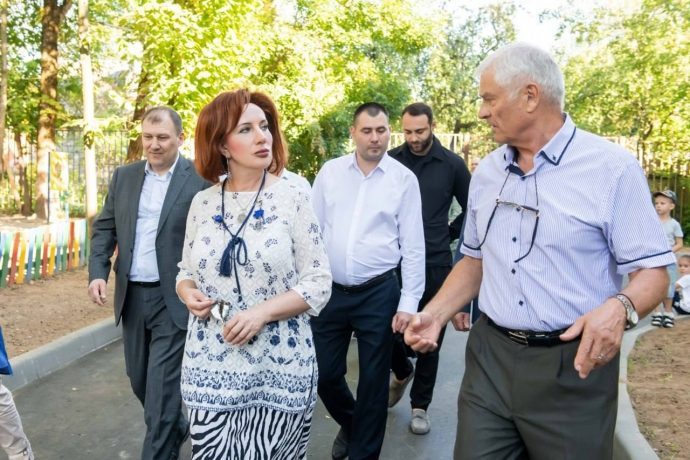 Сегодня глава округа Истра выехала с рабочим выездом в Дедовск