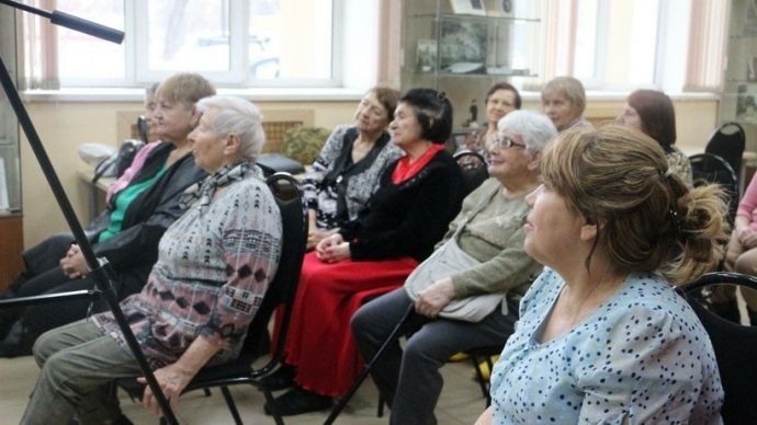 В женском клубе «Сударушка» прошла литературно‑музыкальная встреча