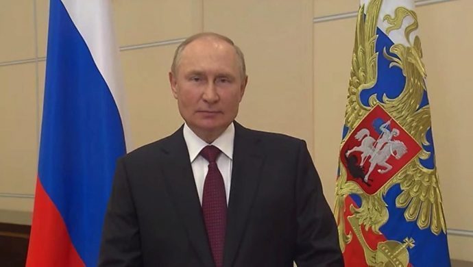 Владимир Путин поздравил россиян с Днем Государственного флага