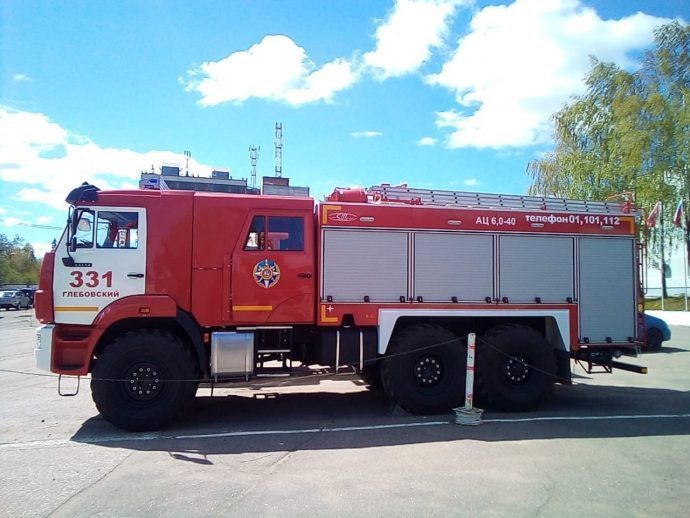 31 мая огнеборцы спасли 5 человек из горящего дома в поселке Глебовский