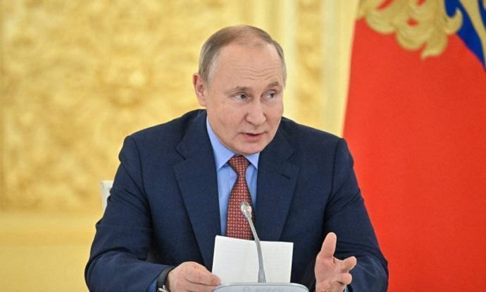 Владимир Путин поддержал инициативы ЕР о дистанционной продаже рецептурных лекарств