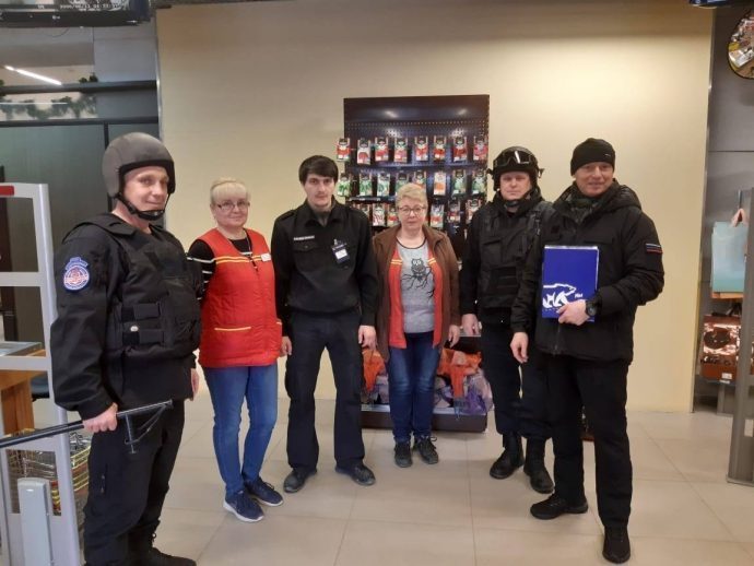 Истринские единороссы провели День безопасности в торговом центре