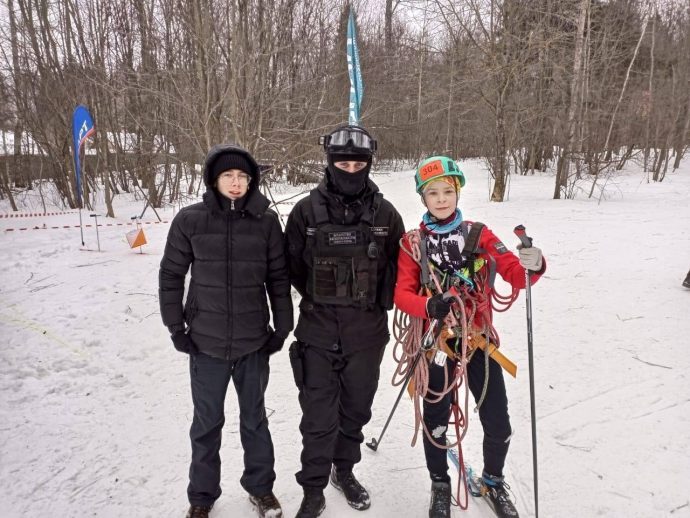 Истринские единороссы провели День безопасности во время лыжной гонки