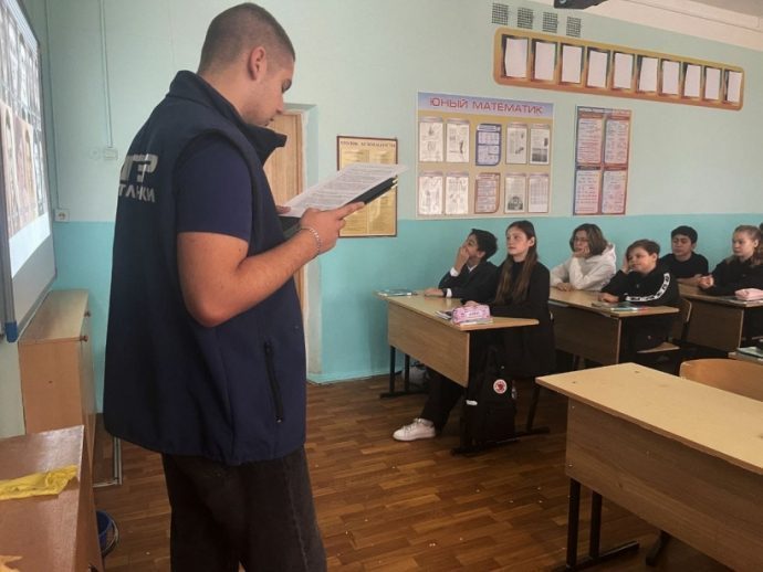 «Молодая Гвардия» провела уроки мужества в образовательных учреждениях Московской области