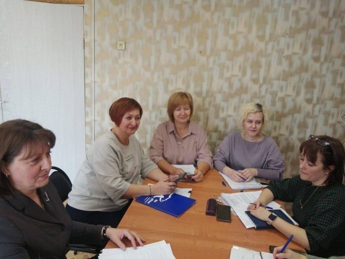 Поддержку беженцев из ДНР и ЛНР обсудили в рамках проекта «Крепкая семья» в городском округе Истра
