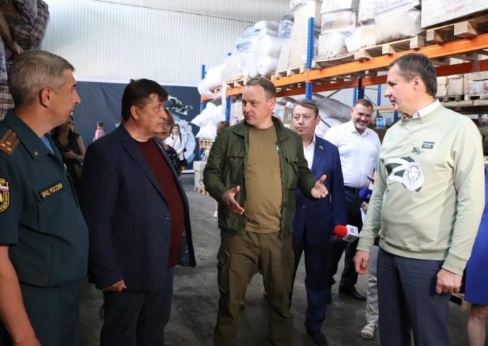 «Единая Россия» открыла логистический центр в Белгородской области для распределения гумгрузов